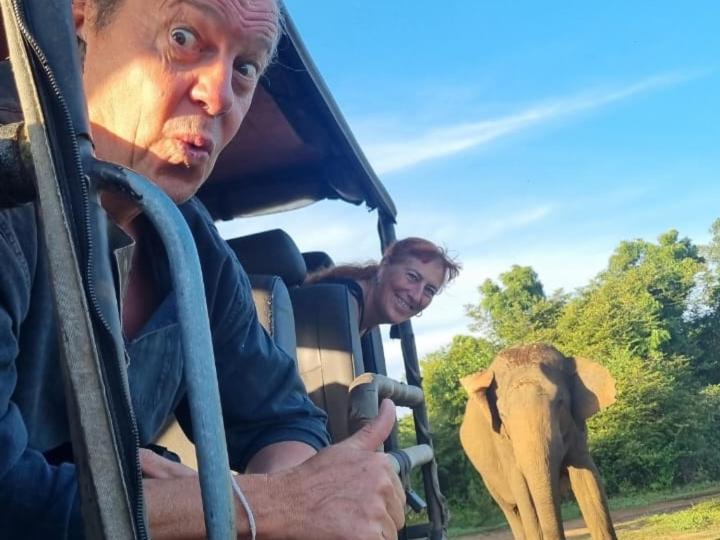 Nature Lovers Safari & Villa ウダワラウェ エクステリア 写真